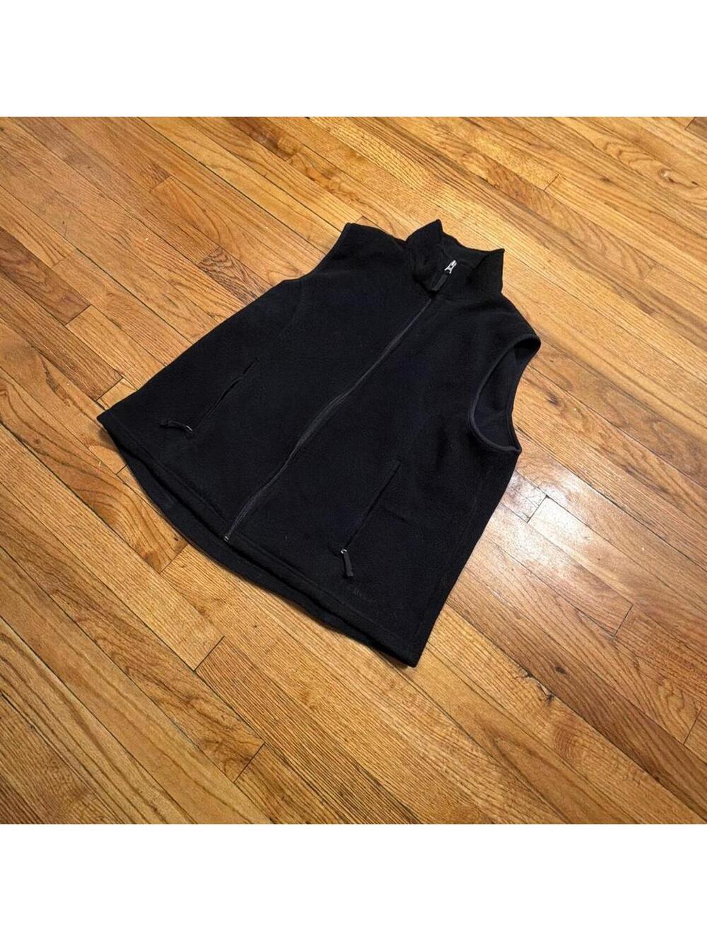 L.L.Bean Men's Black and Navy Gilet